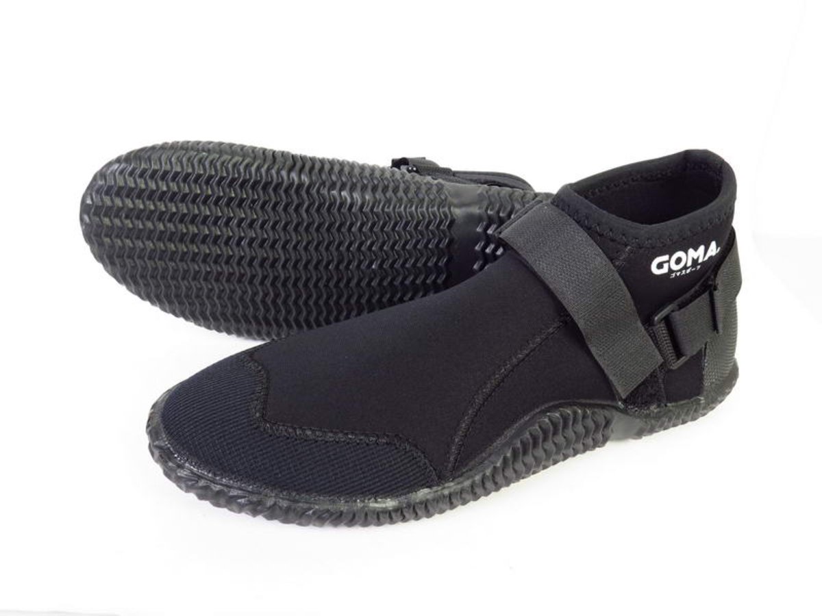 easy spirit traveltime slip on sneakers