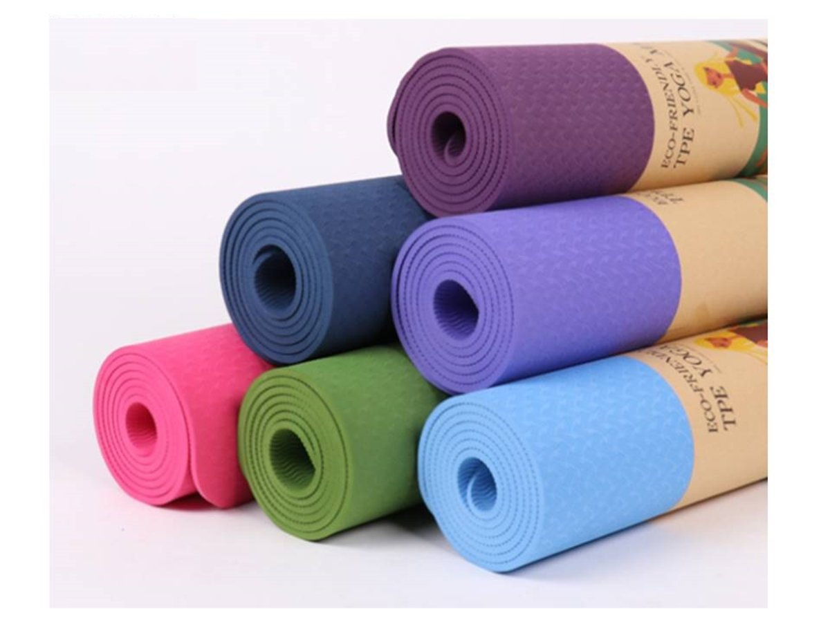 Newstyle Thick Yoga Mat With Back Pocket Random Color