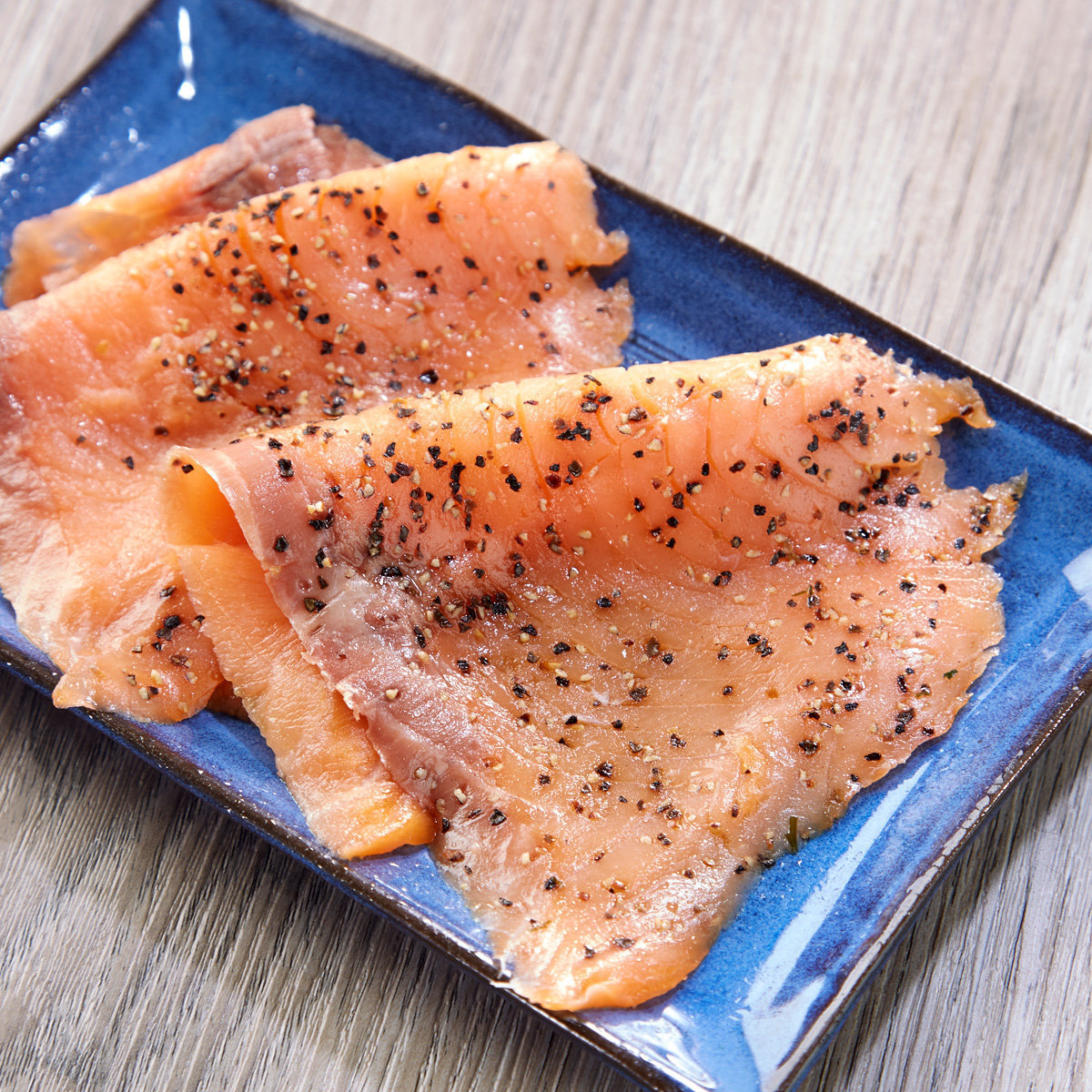 Smoked Nor. Salmon Sliced with Blk Pepper (Frozen)