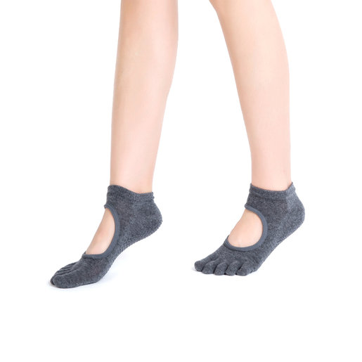 non slip socks for seniors