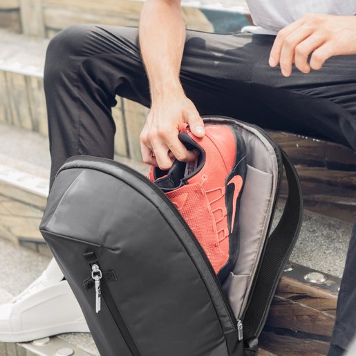 moshi hexa lightweight backpack